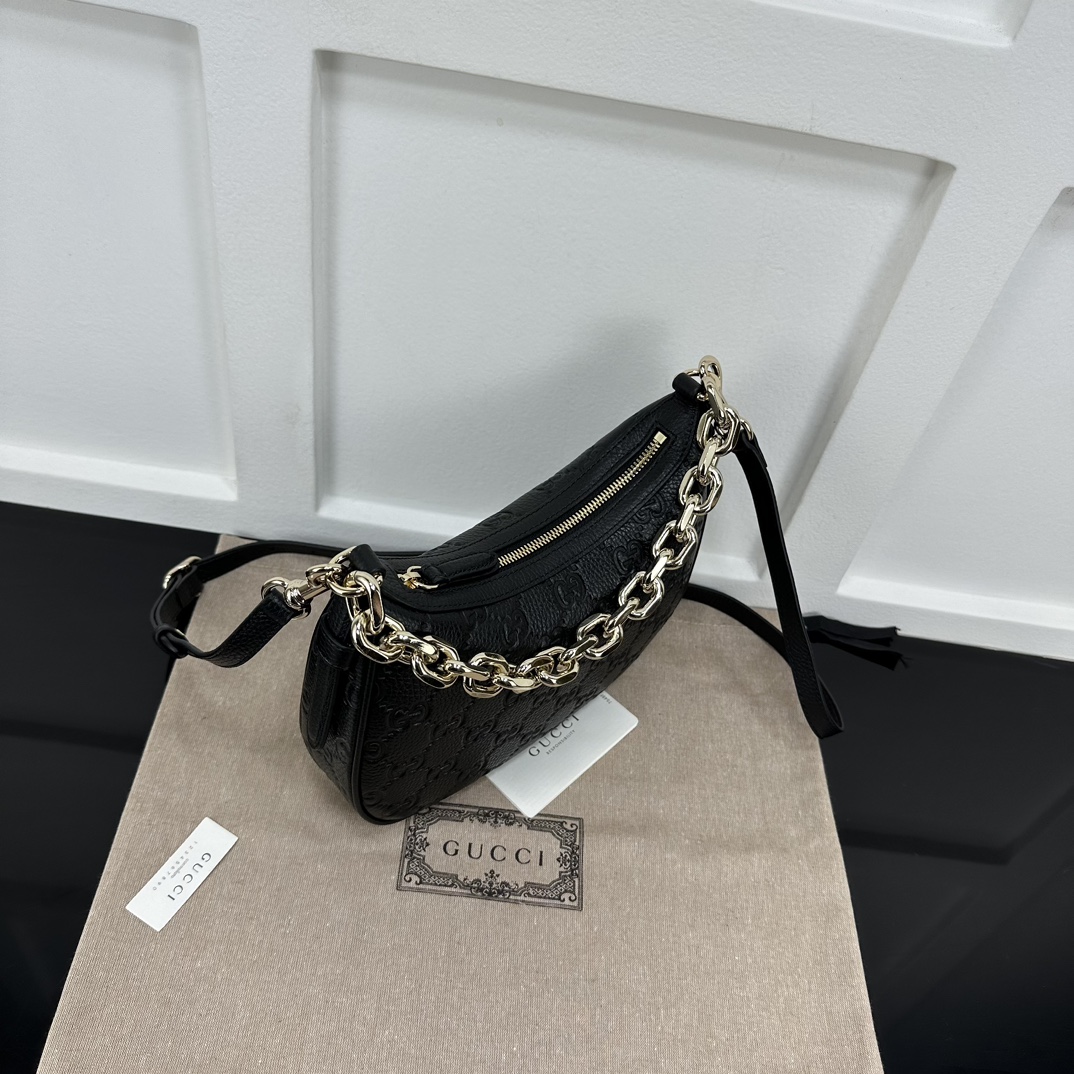 Gucci Hobo Bags